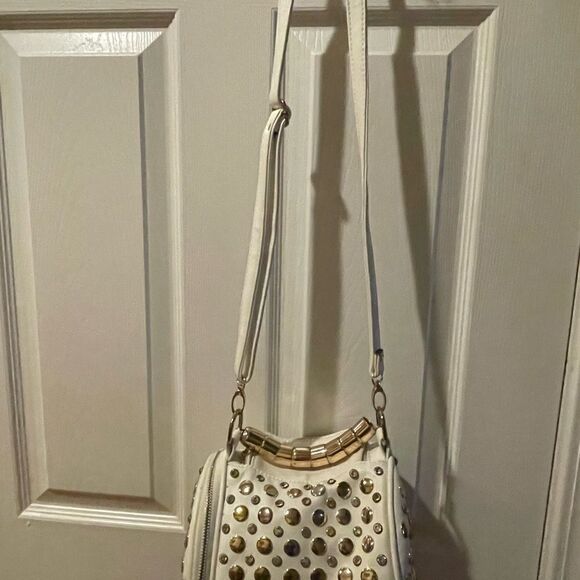 Off white small barrel Satchel/crossbody bag rose gold studs & jewels accents - Picture 15 of 16